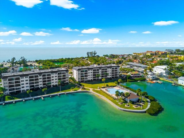 8897 MIDNIGHT PASS ROAD 105, Sarasota, FL 34242