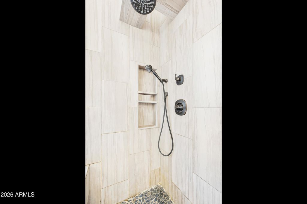 Image 12 of property listing at 4704 E Weaver Road, Phoenix, AZ 85050