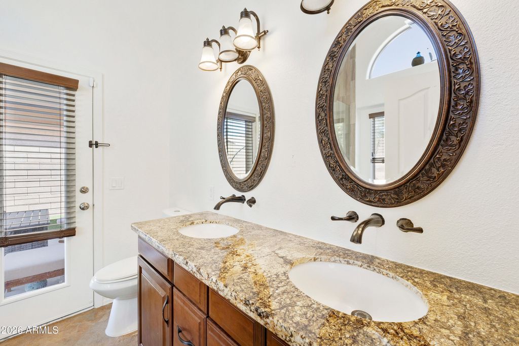 Image 14 of property listing at 4704 E Weaver Road, Phoenix, AZ 85050