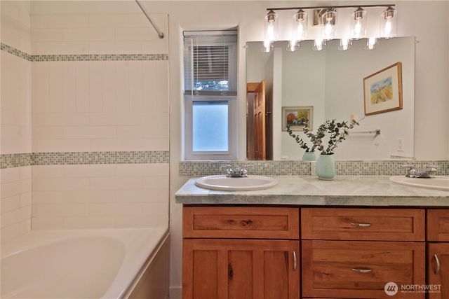1871 Salmonberry Road, Langley, WA 98260