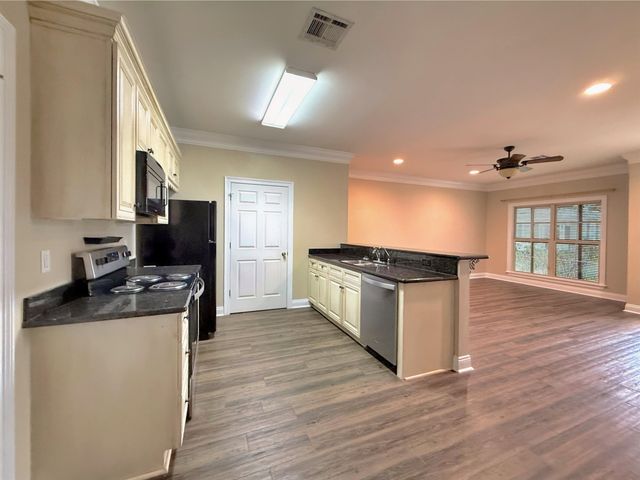 1011 Mcculla St, Thibodaux, LA 70301