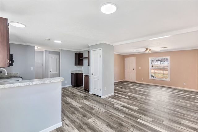 105 Viewmont Drive, Fair Play, SC 29643