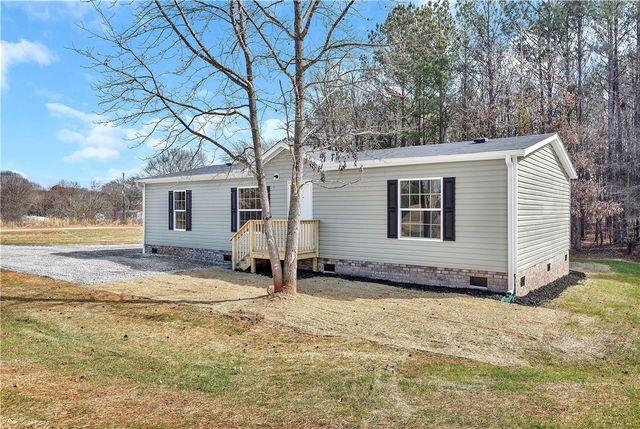 105 Viewmont Drive, Fair Play, SC 29643