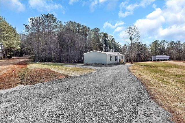 105 Viewmont Drive, Fair Play, SC 29643