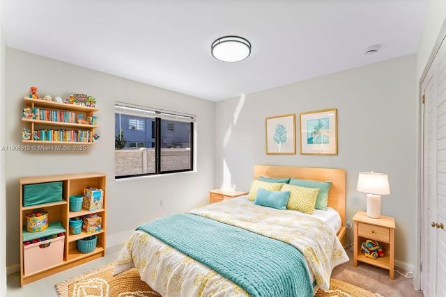 1171 NW 66th St, Miami, FL 33150