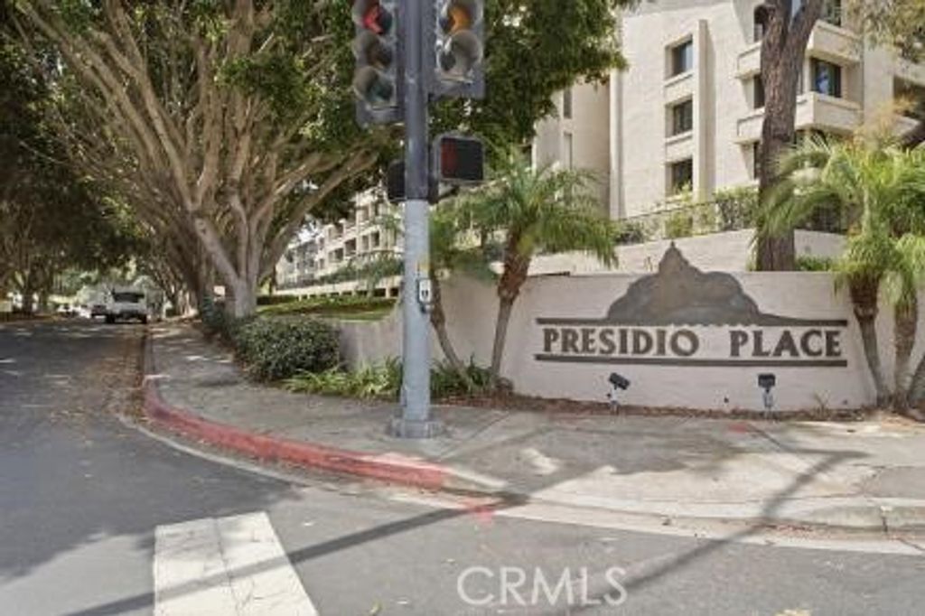 5705 Friars 22, San Diego, CA 92110 — exterior