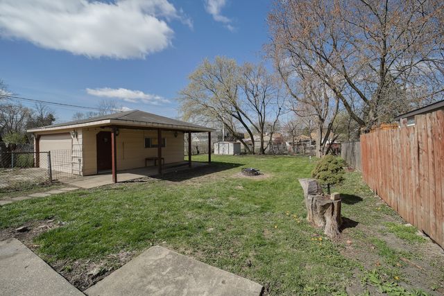 2774 S Scott Street, Des Plaines, IL 60018