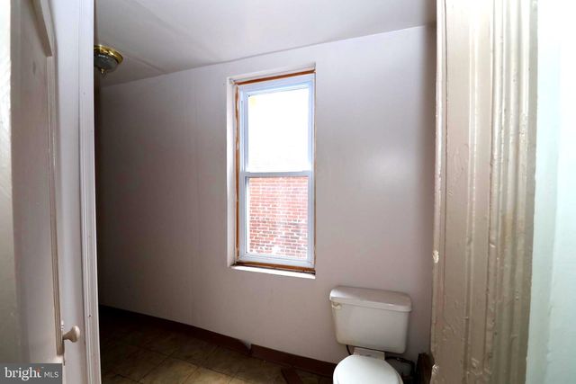 573 LINE ST, Camden, NJ 08103
