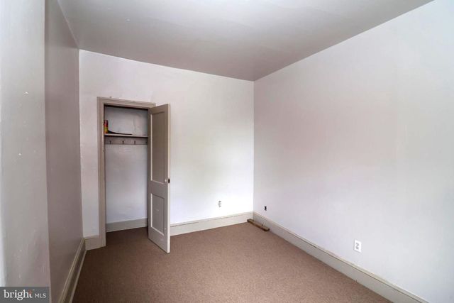 573 LINE ST, Camden, NJ 08103
