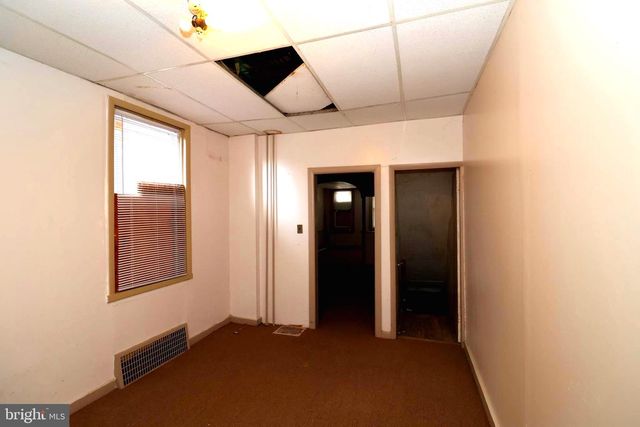 573 LINE ST, Camden, NJ 08103