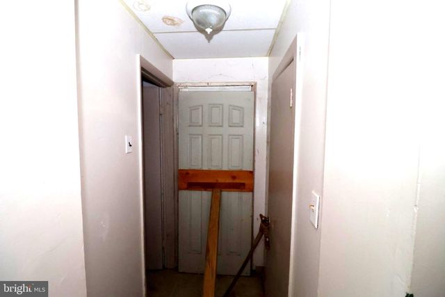 573 LINE ST, Camden, NJ 08103