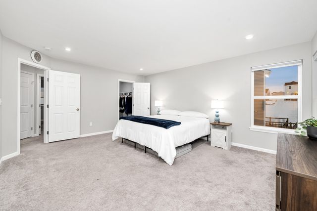 2151 Penny Lane, Hebron, KY 41048