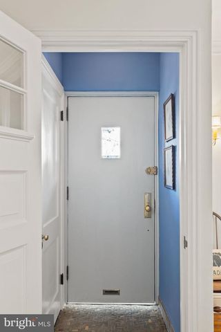 2136 SAINT JAMES ST, Philadelphia, PA 19103