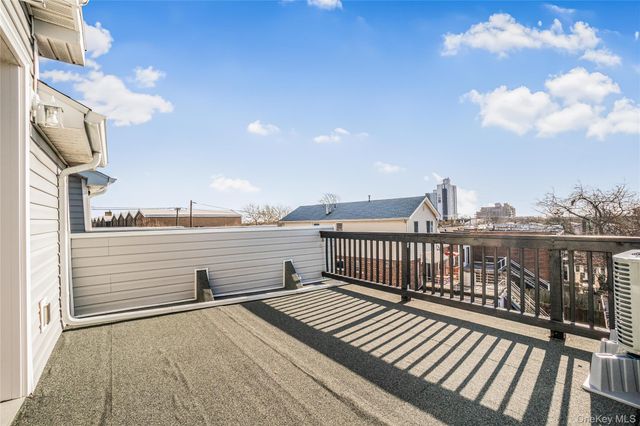 911 Hicksville Road, Far Rockaway, NY 11691