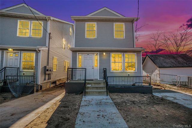 911 Hicksville Road, Far Rockaway, NY 11691