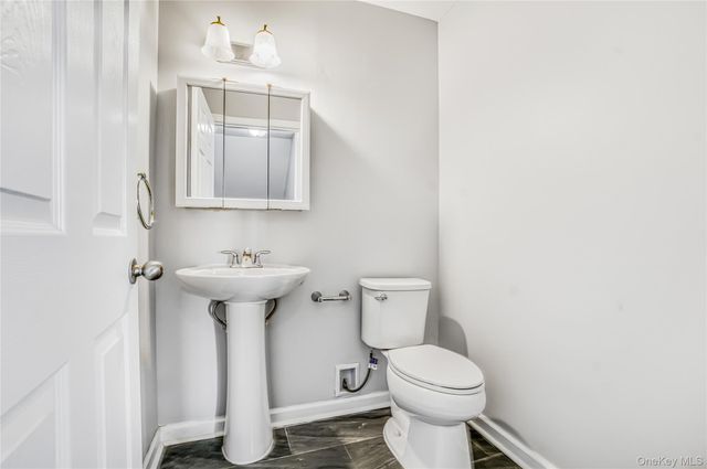 911 Hicksville Road, Far Rockaway, NY 11691