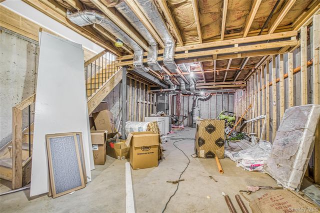 911 Hicksville Road, Far Rockaway, NY 11691