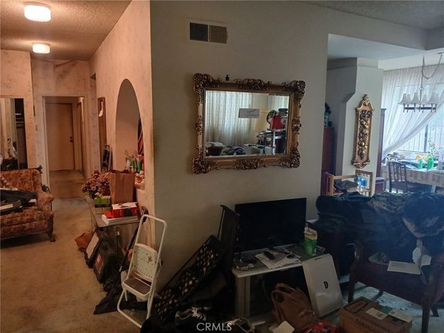 1305 N Columbus, Glendale, CA 91202