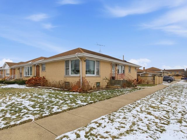 4724 N Ozark Avenue, Norridge, IL 60706