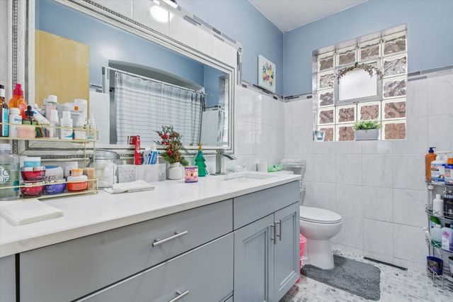 4724 N Ozark Avenue, Norridge, IL 60706