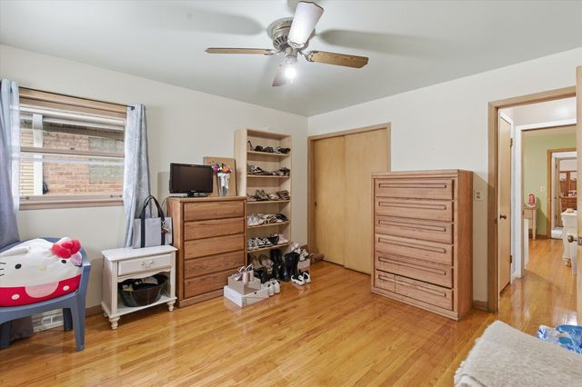 4724 N Ozark Avenue, Norridge, IL 60706