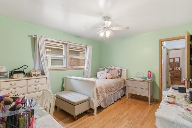 4724 N Ozark Avenue, Norridge, IL 60706