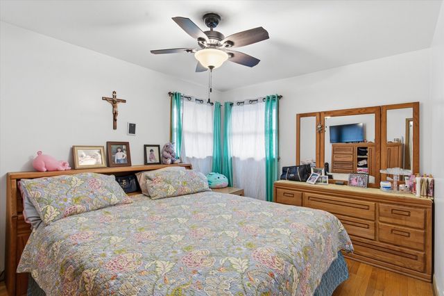 4724 N Ozark Avenue, Norridge, IL 60706