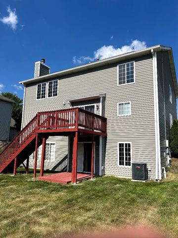 1301 Burns Court, Minooka, IL 60447