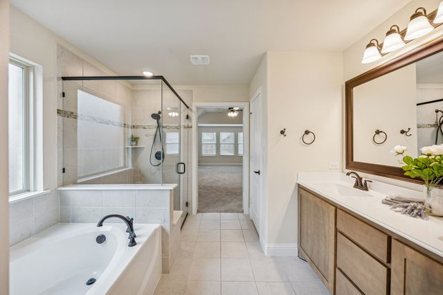 504 Lowland Lane, Waxahachie, TX 75165