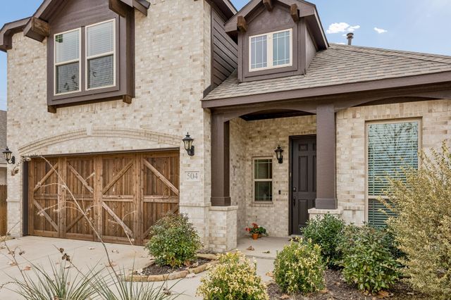 504 Lowland Lane, Waxahachie, TX 75165