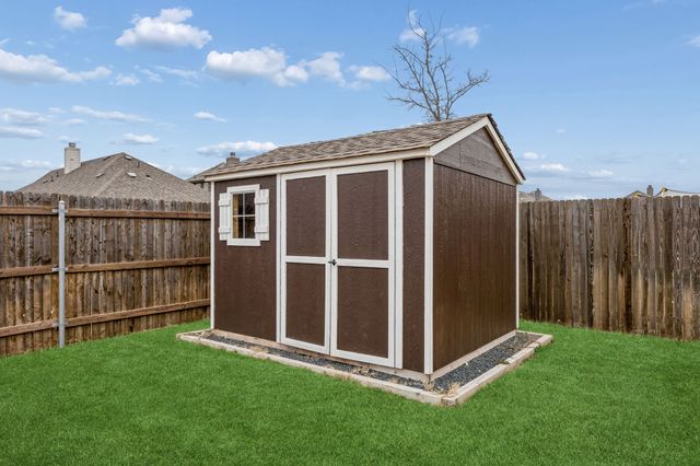 504 Lowland Lane, Waxahachie, TX 75165