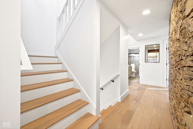 9428 S Harbour Pointe Drive, Bloomington, IN 47401