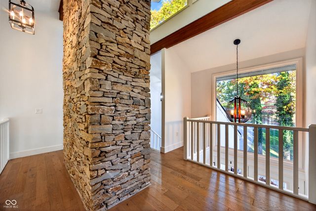 9428 S Harbour Pointe Drive, Bloomington, IN 47401