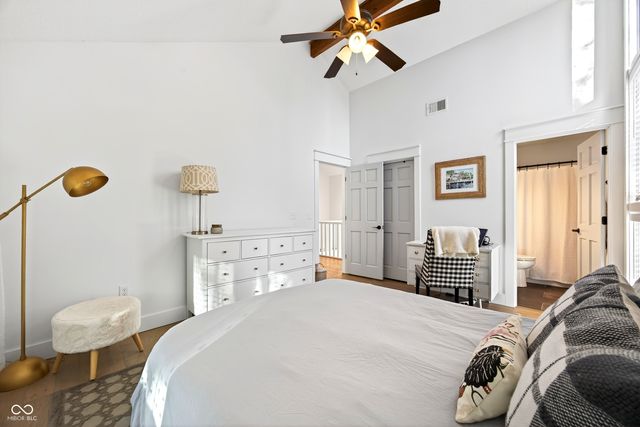 9428 S Harbour Pointe Drive, Bloomington, IN 47401