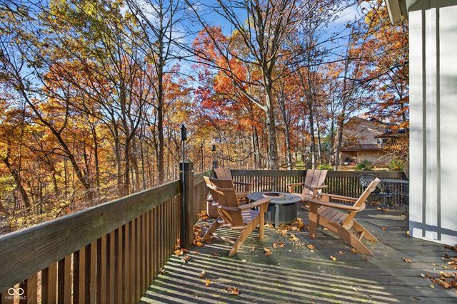 9428 S Harbour Pointe Drive, Bloomington, IN 47401