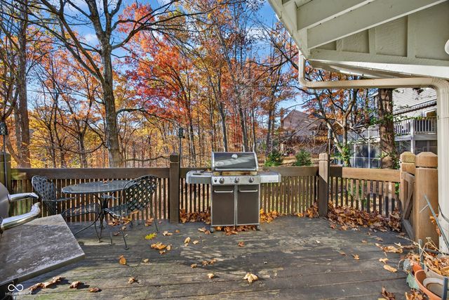 9428 S Harbour Pointe Drive, Bloomington, IN 47401