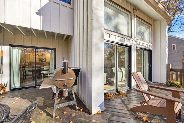 9428 S Harbour Pointe Drive, Bloomington, IN 47401