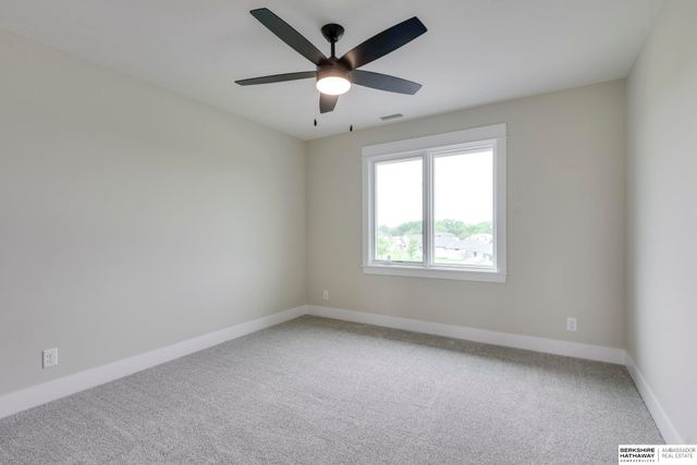 12365 Slayton Street, Papillion, NE 68046