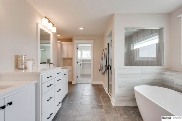 12365 Slayton Street, Papillion, NE 68046