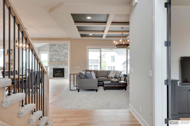 12365 Slayton Street, Papillion, NE 68046