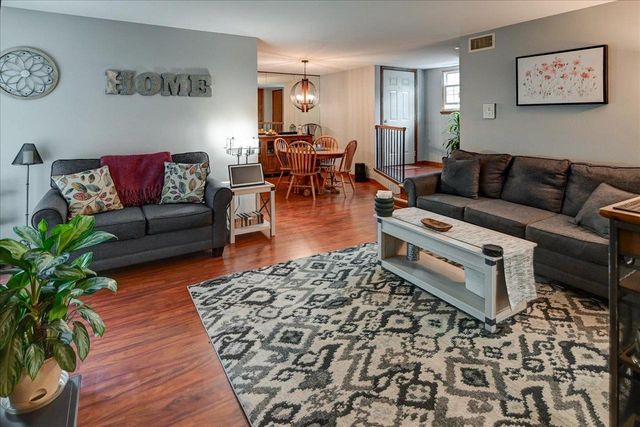 7813 Tree Lane, Madison, WI 53717