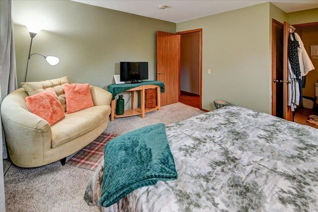 7813 Tree Lane, Madison, WI 53717