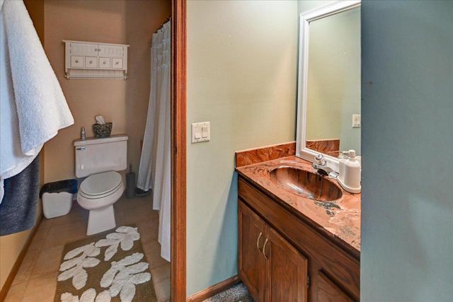 7813 Tree Lane, Madison, WI 53717