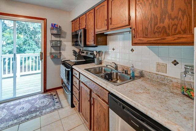 7813 Tree Lane, Madison, WI 53717