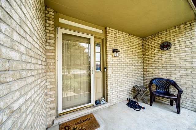 11031 S 84th Avenue, Palos Hills, IL 60465