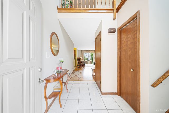 11031 S 84th Avenue, Palos Hills, IL 60465