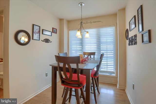 10 STOUDT RD, Hummelstown, PA 17036