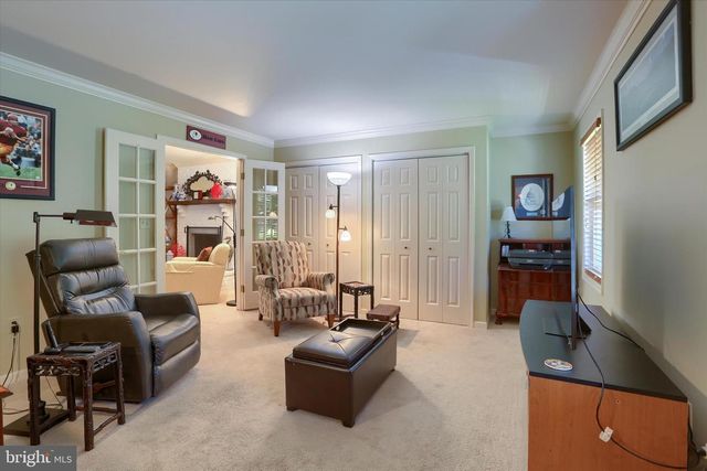 10 STOUDT RD, Hummelstown, PA 17036