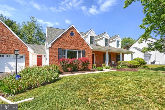 10 STOUDT RD, Hummelstown, PA 17036