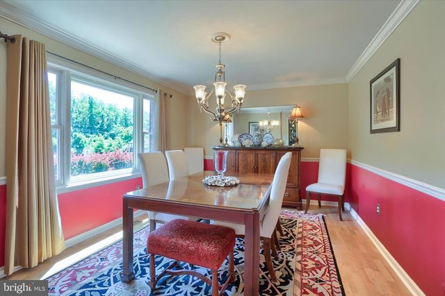 10 STOUDT RD, Hummelstown, PA 17036